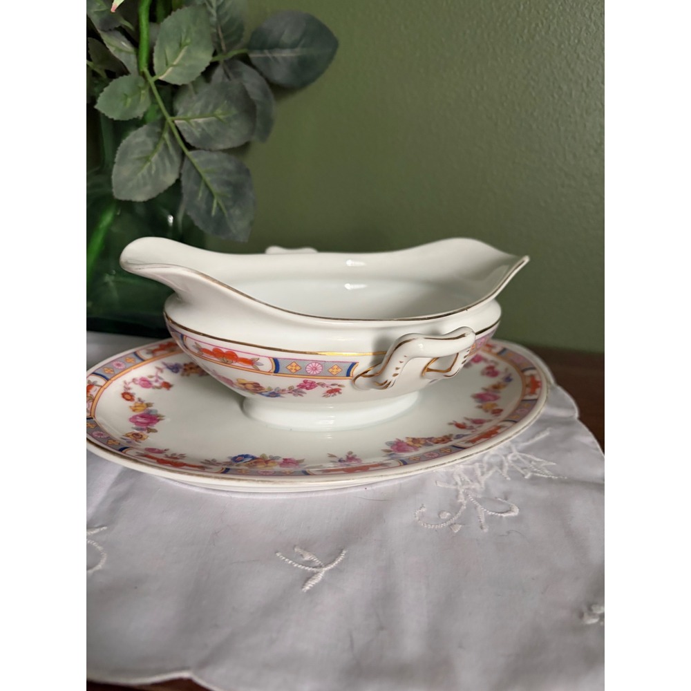 Turin Bavaria Sauce Boat with Underplate, Imari Style, Gold Trim